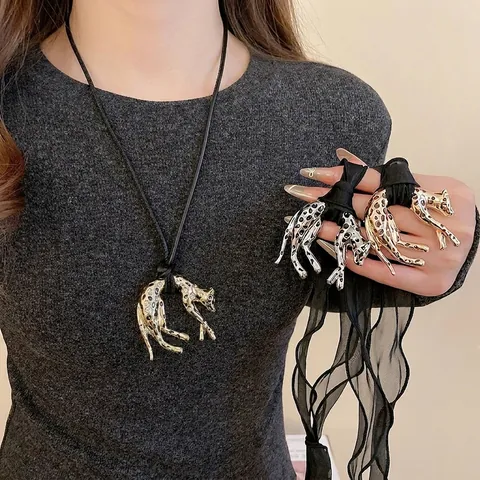 Retro Leopard Panther Anhänger Halskette Legierung Strass Mit Satinnschal Band Stoff Schlüsselbein Kette Für Damen Mode