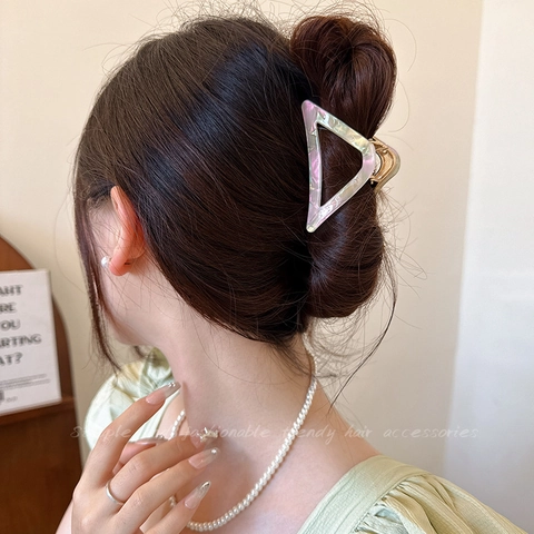 Pince À Cheveux Triangle Creuse Alliage Acétate Géométrique Grande Antidérapante Shark Clip Accessoire De Coiffure Élégant