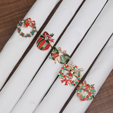Christmas Napkin Rings Alloy Enamel Rhinestone Reindeer Snowman Tree Festive Holiday Dinner Table Decoration Accessories