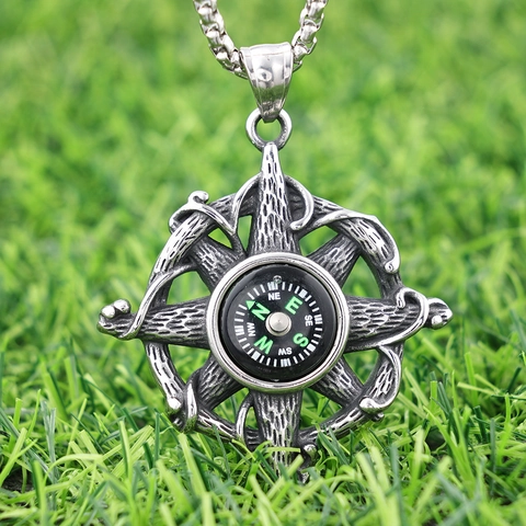 Vintage Stainless Steel Compass Pendant Necklace Functional Nautical Compass For Men Antique Silver Punk Adventure Jewelry