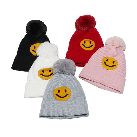 Damen Winter Beanie Mütze Acryl Rippstrick Verdickt Warm Mit Kunstpelz Bommel Und Smiley Patch Lässig