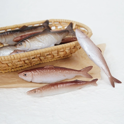 Realistic Simulated Fish Keychain PVC Salted Fish Bag Pendant Hanging Ornament Novelty Toy For Schoolbag