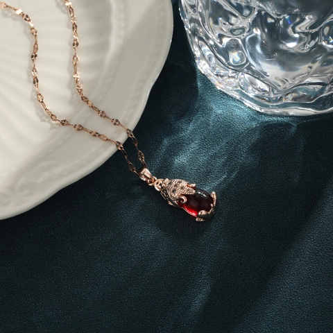 PiXiu Pendant Necklace Rose Gold Titanium Steel Brass Red Gemstone Lucky Beast Rhinestone Korean Style Lip Chain For Women