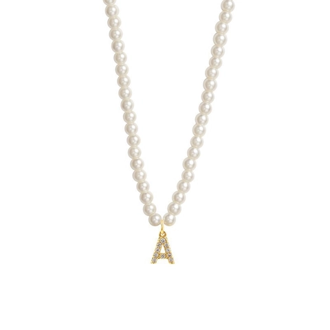 Elegant Artificial Pearl Initial Letter Pendant Necklace Rhinestone Inlaid Gold Plated Copper Chain Fashion Jewelry For Women