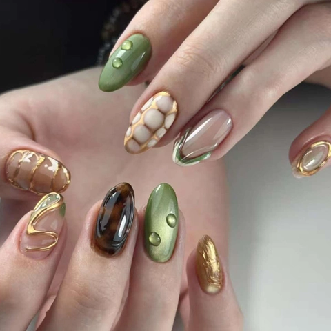 Press On Nails Verde Smeraldo Occhio Di Gatto Linee Dorate Forma Mandorla Rimovibile Plastica ABS Manicure Di Moda
