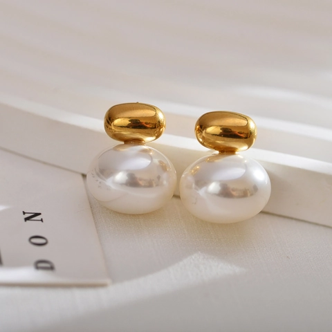 Vintage Artificial Pearl Drop Earrings Stainless Steel Zircon Inlaid Minimalist Elegant Jewelry For Women French Style