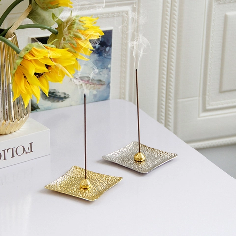 Porta Incenso In Metallo Quadrato Texture Martellata Bruciatore Per Decorazioni Casa Ufficio Stile Arabo Supporto Di Lusso