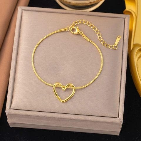 Eleganti Gioielli a Cuore in Acciaio Inossidabile per Donna Set di Bracciale Collana Orecchini a Cuore Cavo Oro Argento Placcato