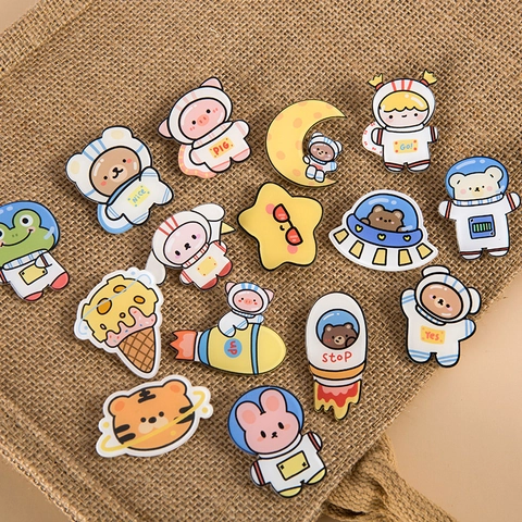 Spille In Acrilico Cartoni Animati Astronauta Animale Spaziale Distintivi Simpatico Orso Coniglio Spille Decorative Per Borse Vestiti Cappelli