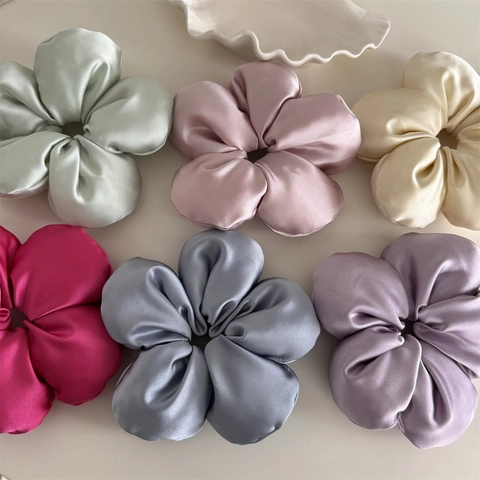 Elegant 3D Flower Satin Scrunchie Large Satin Like Hair Tie Elastic Ponytail Holder Korean Style For Women Girls
