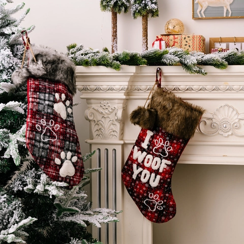 Weihnachtsstrumpf Karierter Stoff Mit Kunstfellbesatz Haustier Pfotenabdruck Bestickt Aufhängbarer Geschenktüte