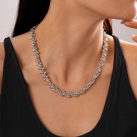 Retro Metallic Geometric Round Beaded Clavicle Necklace Plated Minimalist Elegant Choker For Women Adjustable