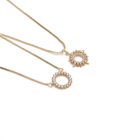 Collana Con Pendente Sole E Tondo In Rame Placcato Oro Con Zirconia Cubica Catena Box Gioielli Per Donna