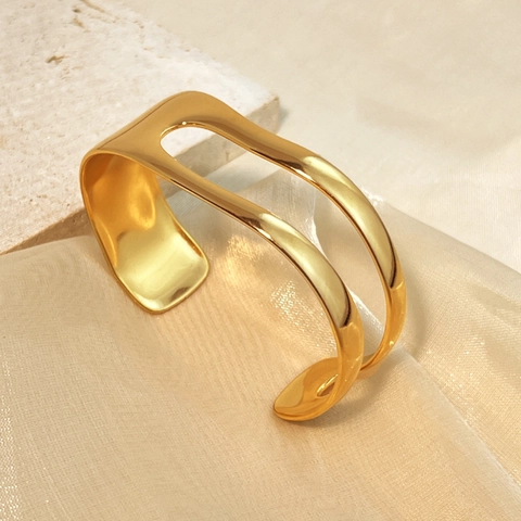 Minimalist Gold Stainless Steel Open Bangle For Women Wide Geometric Hollow Design Mirror Polished Fashion Jewelry Bracelet