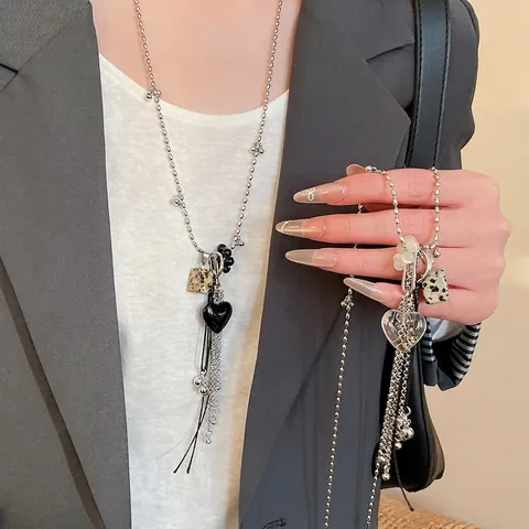 Collier Long À Pendentif Cœur Pierre Tachetée Verre Cristal Gland Rétro Mode Élégante Chaîne De Pull Pour Femmes
