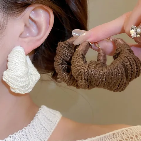 Gestrickte Wollgarn Creolen Mit Silber Ohrstecker Retro Klobig Geflochten Herbst Winter Mode Für Frauen