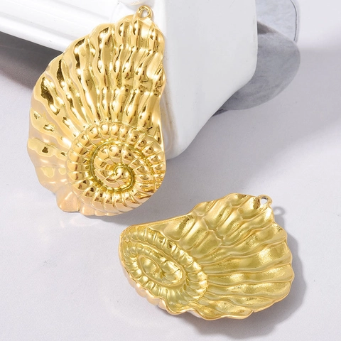 Conch Seashell Pendant 304 Stainless Steel 18K Gold Plated 3D Textured Ocean Style For DIY Necklace Jewelry Making