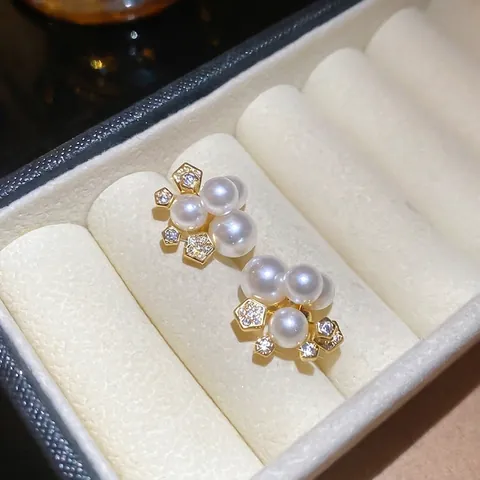 Flower Cluster Artificial Pearl Stud Earrings With Zircon Gold Plated Copper For Women Elegant Commute Style Silver Earring Post