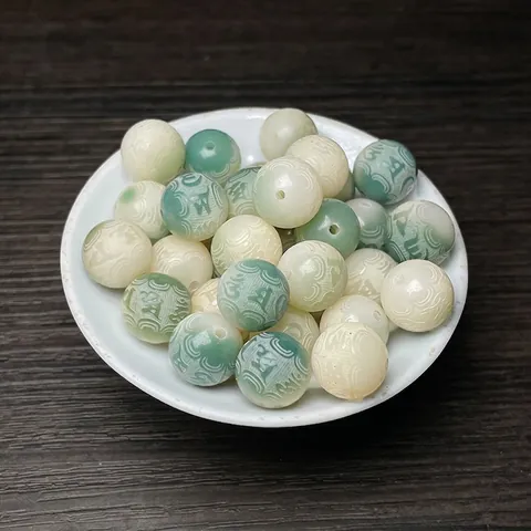Perle Sfuse Rotonde Intagliate Radice Di Bodhi Fiore Fluttuante Verde Mantra Sanscrito Per Creazione Di Gioielli DIY