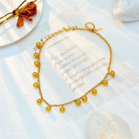 Mode Vergoldete Edelstahl Halskette Mit Mehreren Kugelanhängern Minimalistische Retro Kette Für Damen