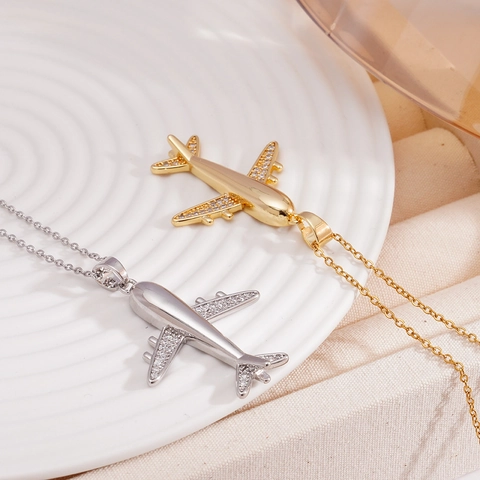 Collana con Pendente ad Aereo in Rame e Strass Vintage per Donna Hip Hop Personalità Placcato Oro Argento Gioielli a Catenina