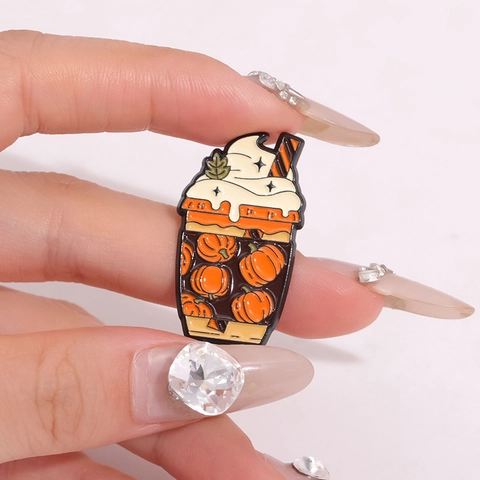 Spilla in Smalto di Halloween in Lega Fantasma Zucca Latte Cartone Animato Cappello da Strega Pipistrello Distintivo per Zaino Decorazione Unisex Regalo
