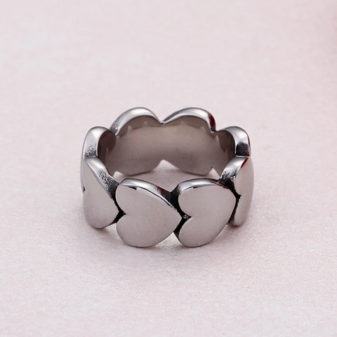 Heart Shaped Continuous Linked Ring Stainless Steel Hollow Polished Retro Band For Women Fashion Jewelry
