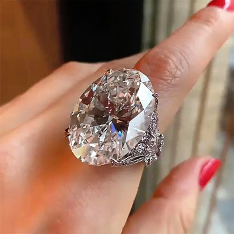Oval Zircon Ring Copper Jewelry With Butterfly Detail Elegant Women Fashion Accessory Exquisite Platinum Plated Hand Decor