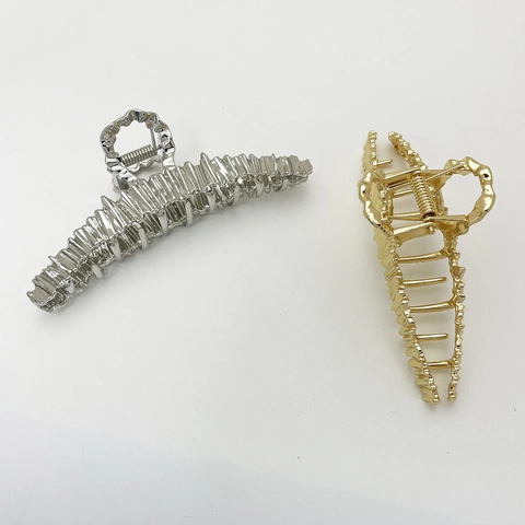 Irreguläre Plissierte Metall Haarkralle Große Strukturierte Legierung Haarklammer Mode Haaraccessoires Für Damen Gold Silber