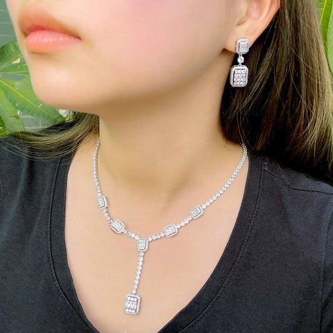 Lussuoso Set di Gioielli in Rame e Zirconia Tono Argento Collana con Pendente Rettangolare Geometrico Orecchini Pendenti per Sposa Matrimonio Banchetto Donna