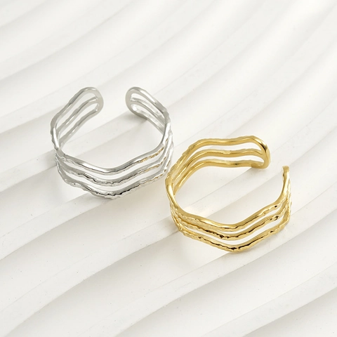 Multi Layer Wellenlinie Offener Ring Edelstahl 18K Vergoldet Gehämmerte Textur Verstellbarer Minimalistischer Modeschmuck