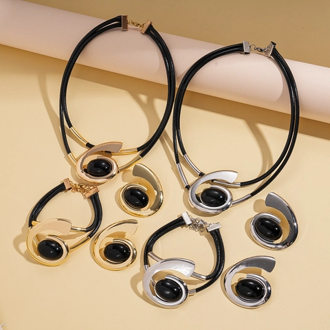 Vintage Gothic Double Layer Black Rope Necklace Bracelet And Earrings For Women Iron Metal Spiral Pendant Black Oval Stone