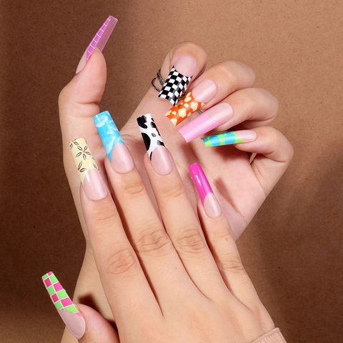 Extra Long Coffin Press On Nails Colorful Cow Print Checkerboard Flower Cloud Design Ballerina Fake Nails For Women