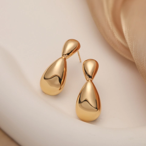 Eleganti Orecchini In Rame Con Placcatura Oro 18K Forma Geometrica Cuore Goccia E Foglia Superficie Lucida