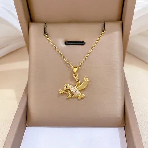Hummingbird Rose Pendant Necklace Real Gold Plated Copper Stainless Steel Micro Zirconia Inlaid Elegant Jewelry Women