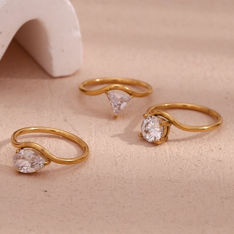 Bague Vague Minimaliste Plaqué Or 18K Acier Inoxydable Zircone Goutte D'eau Ronde Triangle Bijoux Pour Femmes
