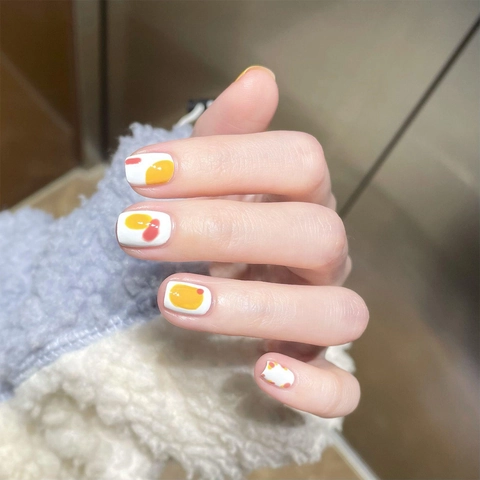 Press On Nails Short Round Artificial False Nail Tips Cute Abstract Geometric Color Block Minimalist Glossy Manicure