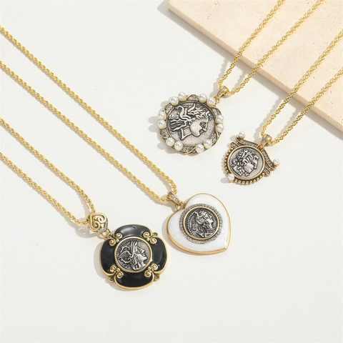 Collana Con Ciondolo Faraone Totem Tribale Design Retrò Per Donna Rame Smalto Zirconia Perla Artificiale Ciondolo Moneta Gioielli Catena Clavicola