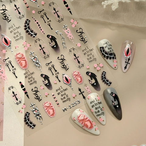 Gothique Halloween Autocollants Ongles Globe Oculaire Rouge Croix Clé Marquage à Chaud Argent Y2K Doux Cool Decals pour Femmes Décoration DIY