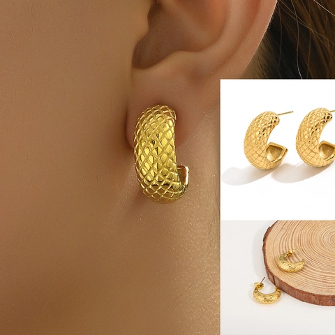 Vintage Stainless Steel Heart Rhombus Lattice Pattern C-Shape Stud Earrings For Women Fashion Jewelry Accessories Gift