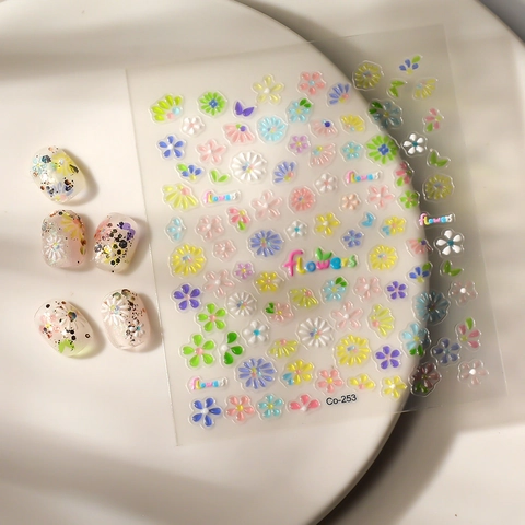 5D Geprägte Blumen Nagelaufkleber Selbstklebend Gänseblümchen Floral Buchstaben Design Maniküre Dekor Für Frauen Mädchen
