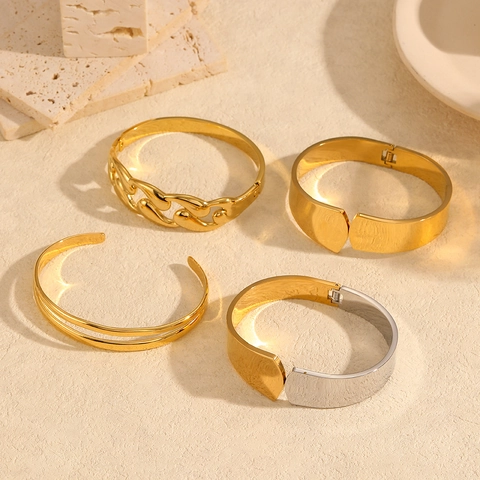 Mode Edelstahl Offenes Armband Für Damen High-End 18K Vergoldet Hohl Geometrischer Armreif Elegantes Schmuckgeschenk