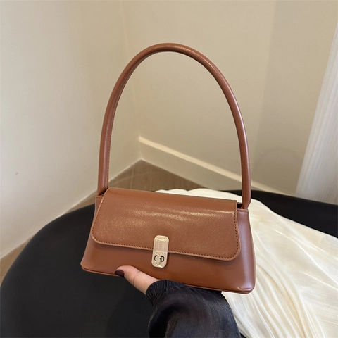 Vintage Women PU Leather Underarm Baguette Bag Solid Color Minimalist Elegant Handbag With Metal Lock For Commuting