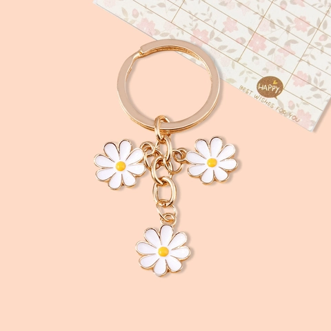 Llavero De Margarita Aleación Zinc Colgantes Esmalte Encanto Bolso Estilo Dulce Para Mujeres Niñas