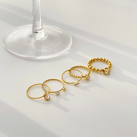 Gevlochten Kralenband Ring Geometrische Zirkonia Titanium Staal 18K Verguld Minimalistisch Elegant Voor Dames
