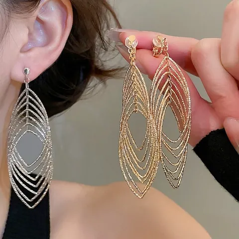 Metalen Multi Layer Holle Blad Ovalen Clip On Oorbellen Zonder Piercing Elegant Luxe Sieraden Dames