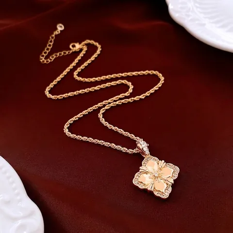 Collar Con Colgante De Flor Vintage Lujo Cobre Chapado En Oro 18K Con Circón Cadena Larga Ajustable Para Mujeres