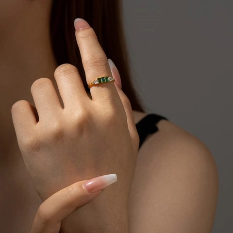 925 Sterling Silber Ring Grüner Smaragdschliff Zirkon Geometrisch Mode Klassischer Luxusschmuck Für Damen