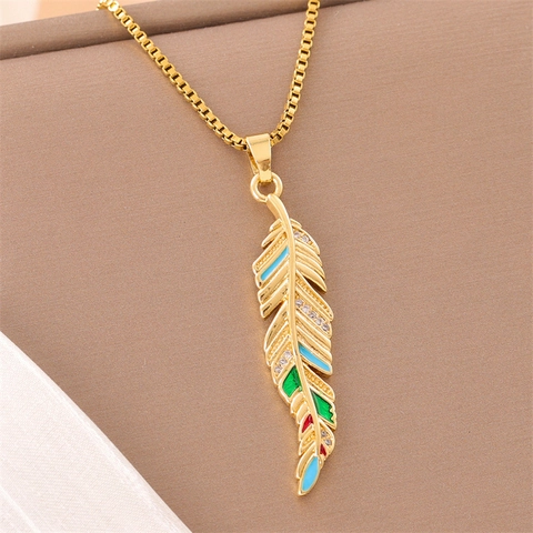 Feder Anhänger Halskette Gold Plattiert Kupfer Bunte Emaille Zirkon Nische Design Eleganter Schmuck Für Frauen