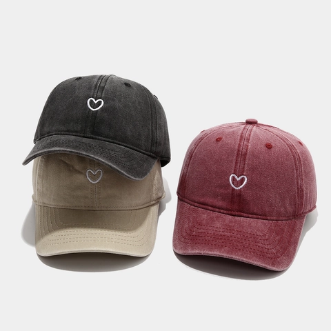 Vintage Washed Cotton Baseball Cap Heart Embroidery Adjustable Soft Top Sun Hat For Women And Men Casual Outdoor